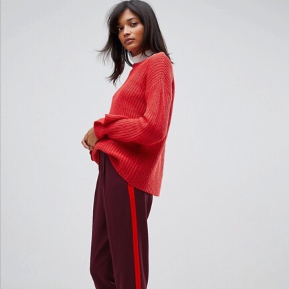 Pleated Red Side Stripe Size 10 pants